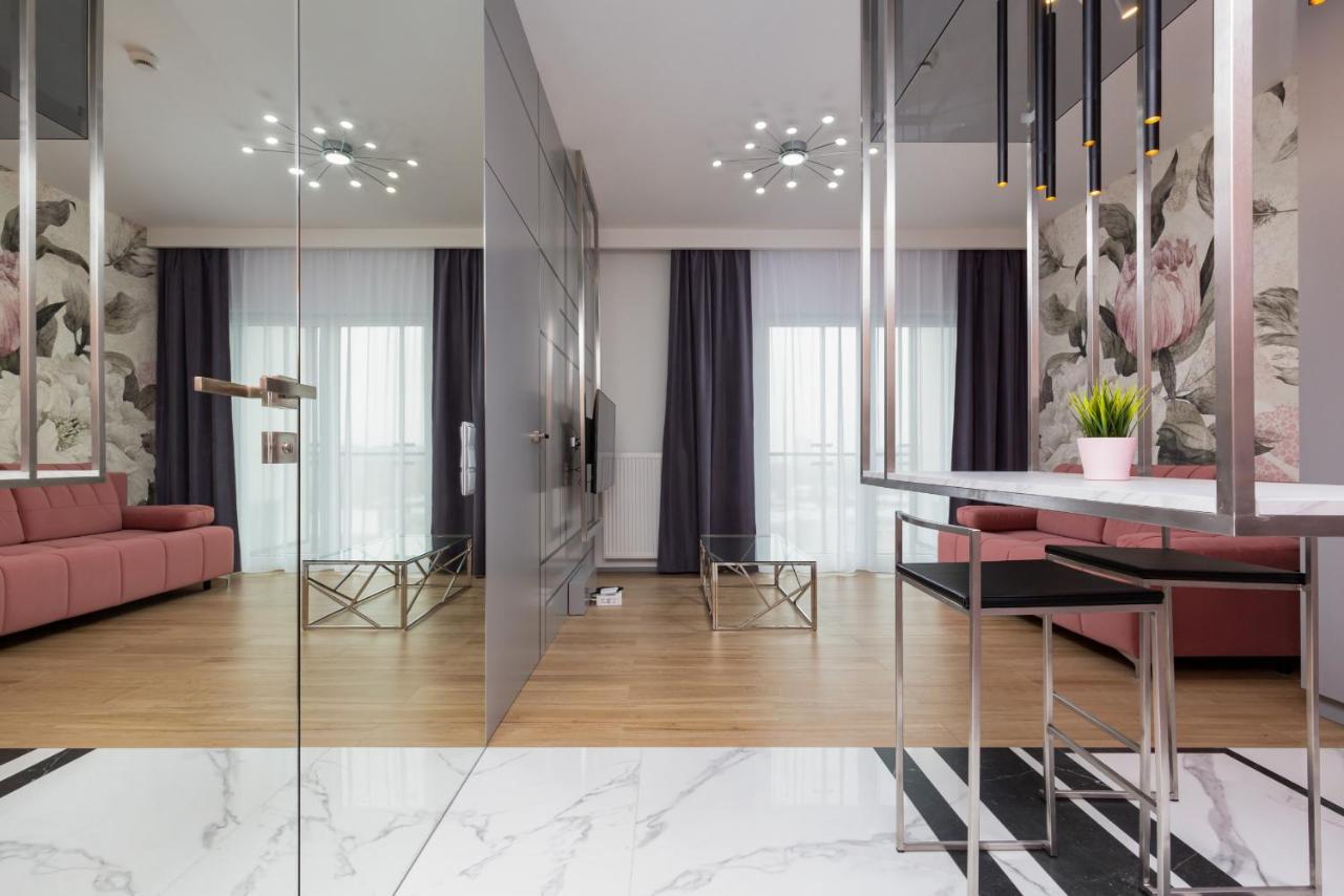 Premium Apartments Business Center By Renters Prestige وارسو المظهر الخارجي الصورة