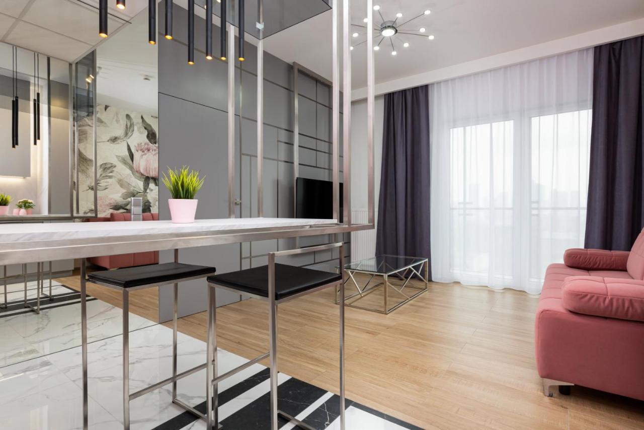 Premium Apartments Business Center By Renters Prestige وارسو الغرفة الصورة